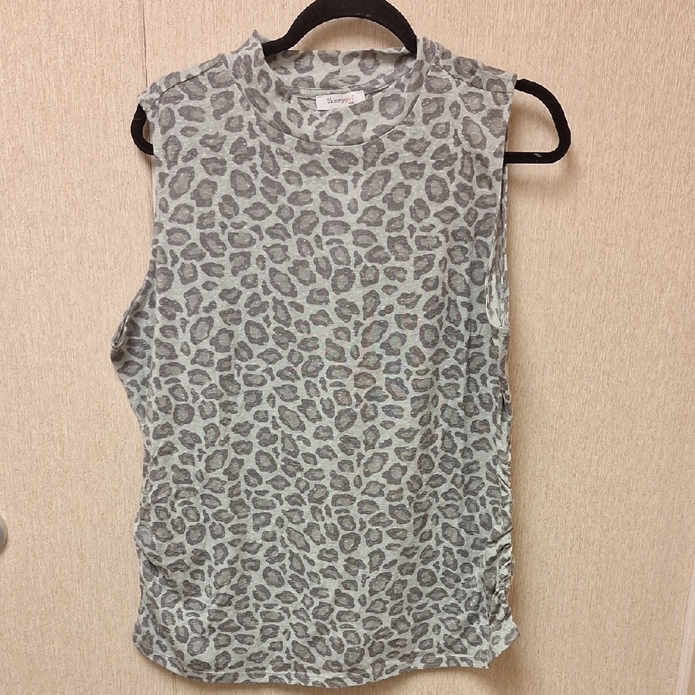 Skinnygirl Gray Animal Print Muscle Tee